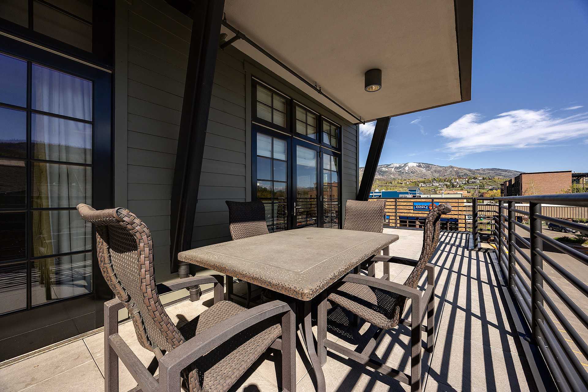 ALP2E: Alpenglow Condominiums