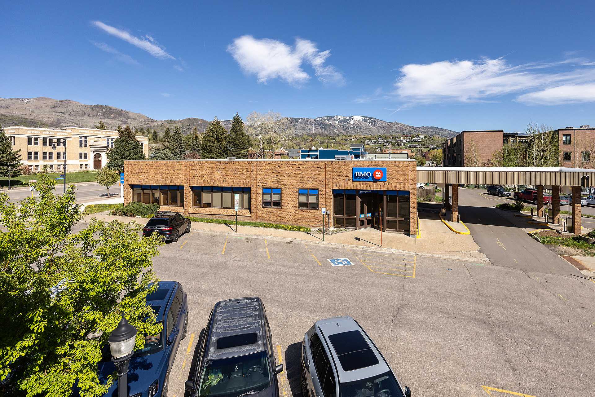 ALP2E: Alpenglow Condominiums