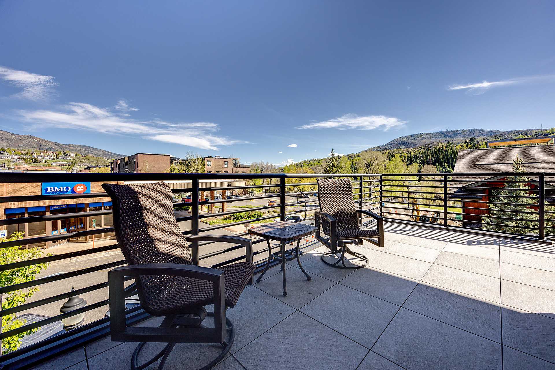 ALP2E: Alpenglow Condominiums