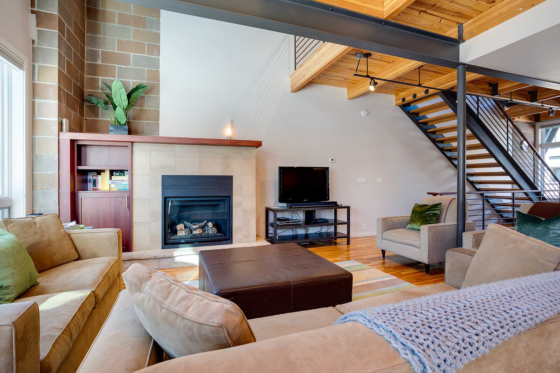 BH19: Blackhawk Townhomes