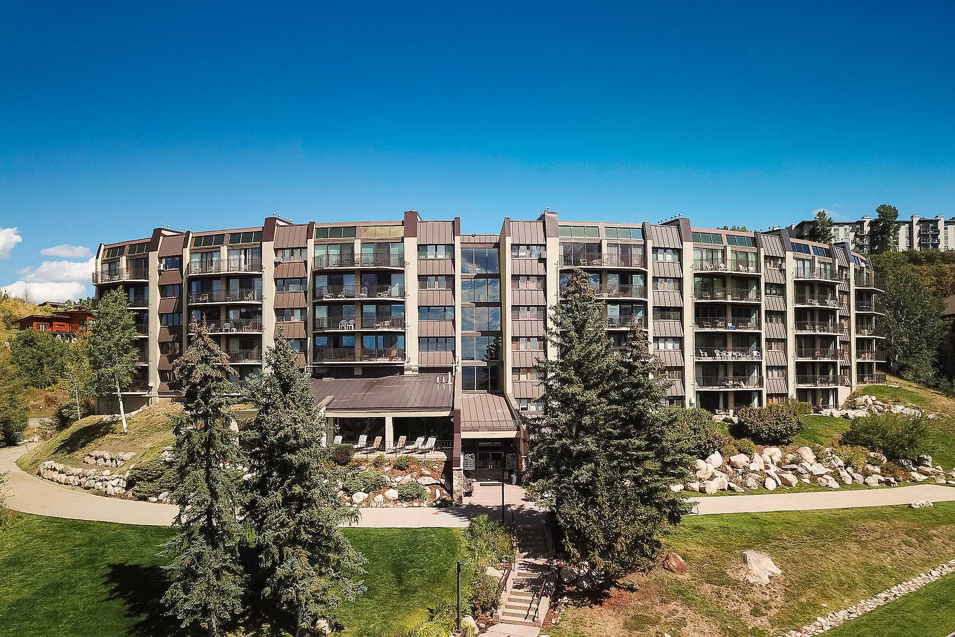 BT402: Bronze Tree Condominiums