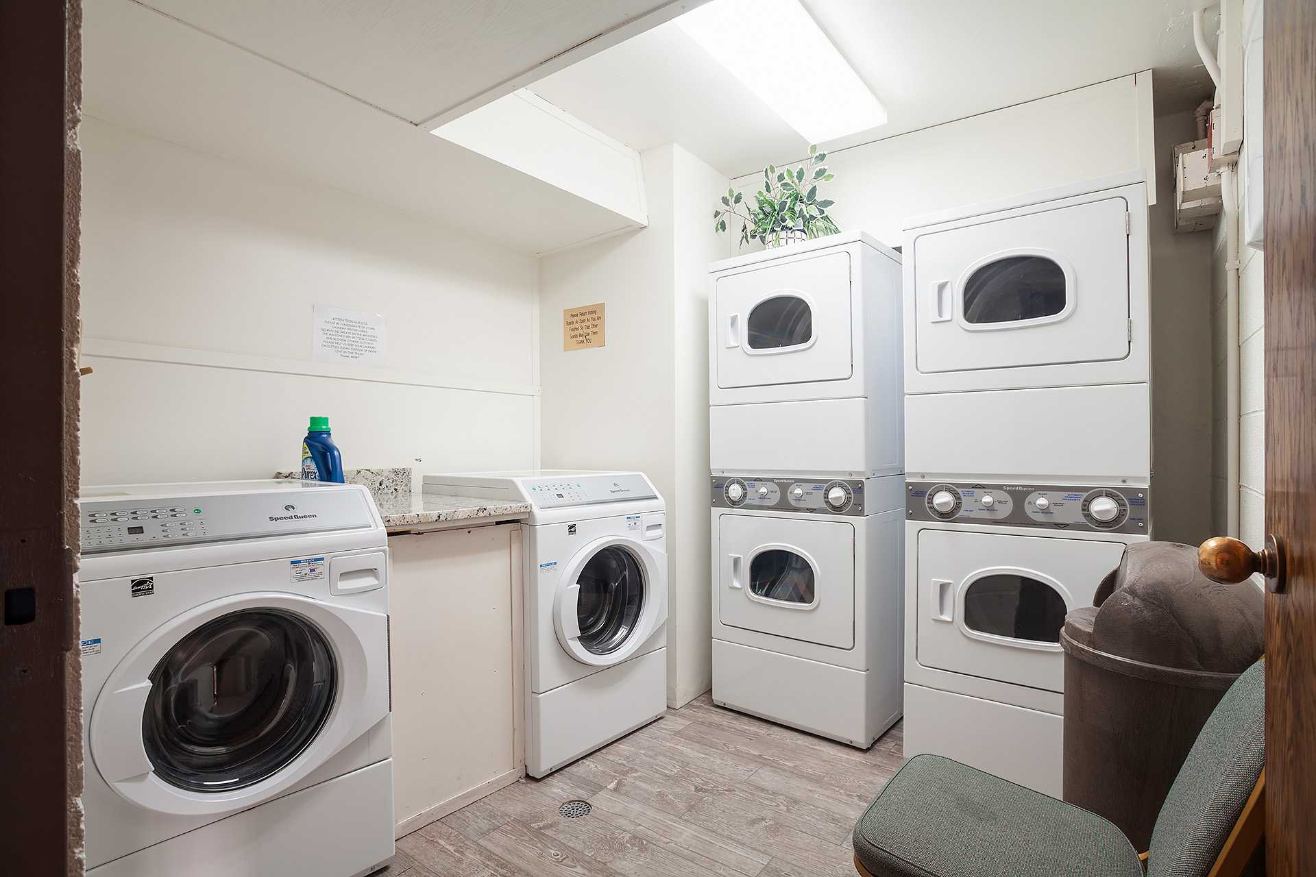 BT402: Bronze Tree Condominiums