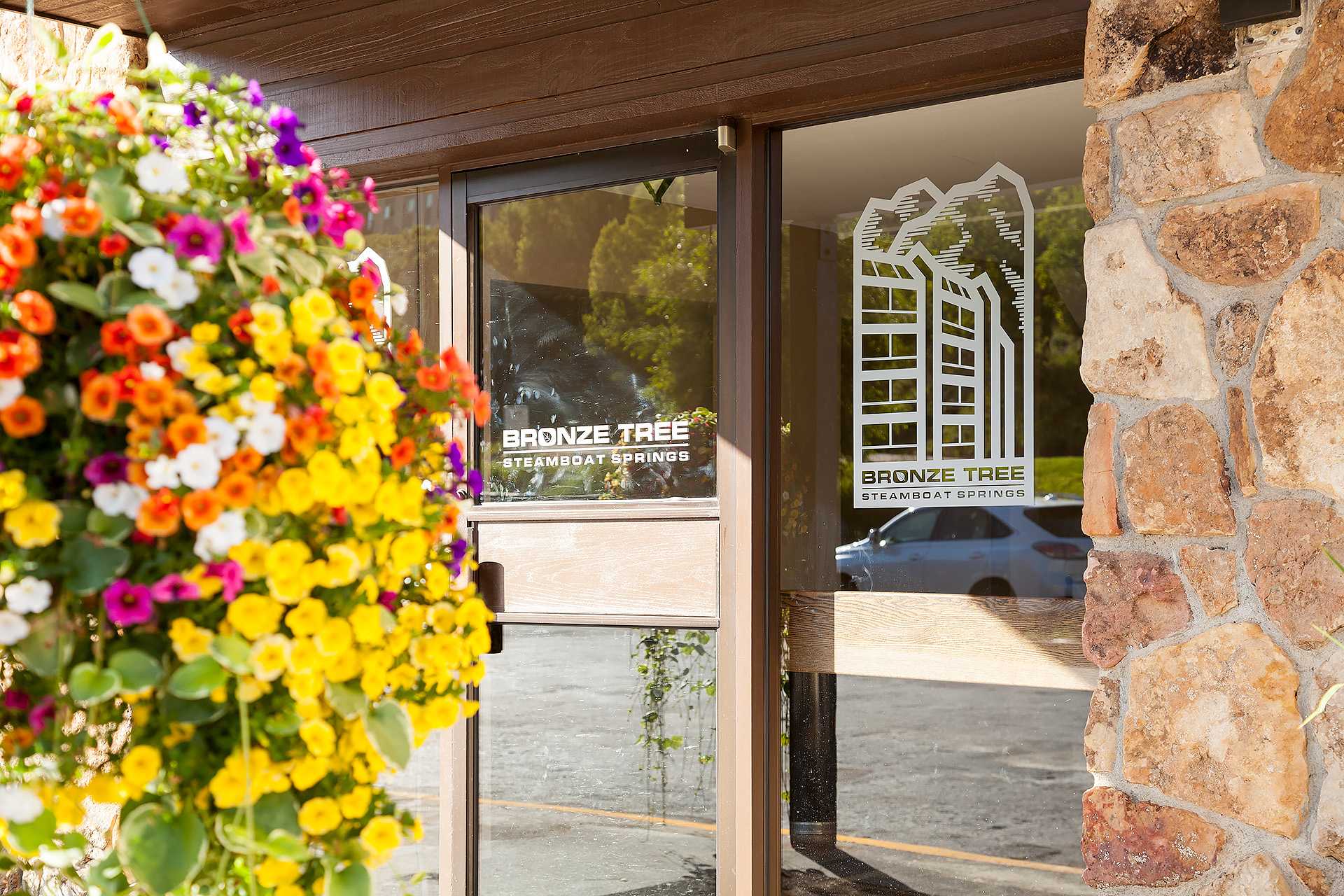 BT402: Bronze Tree Condominiums