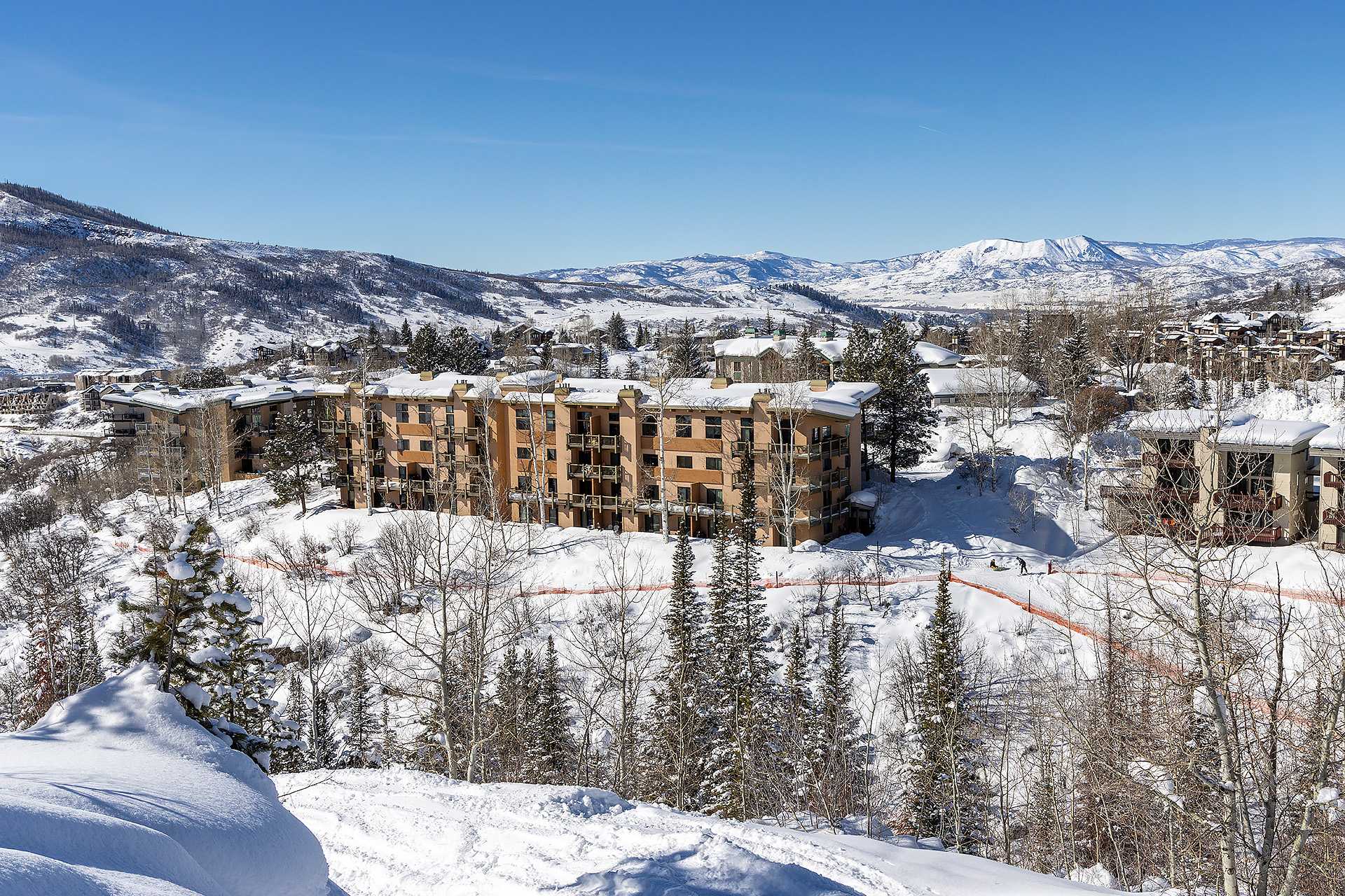 CB313: Storm Meadows Club B Condominiums