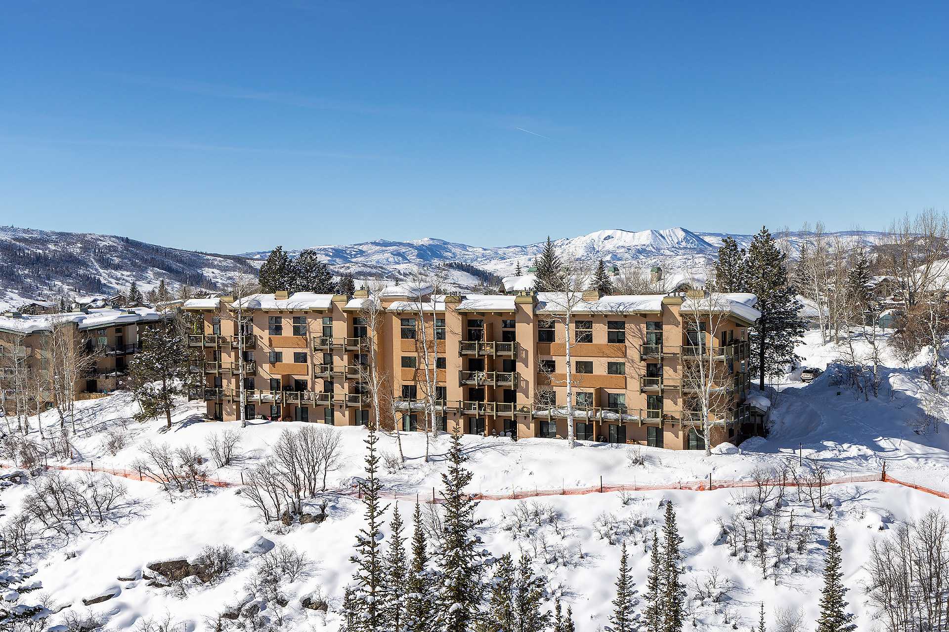 CB313: Storm Meadows Club B Condominiums