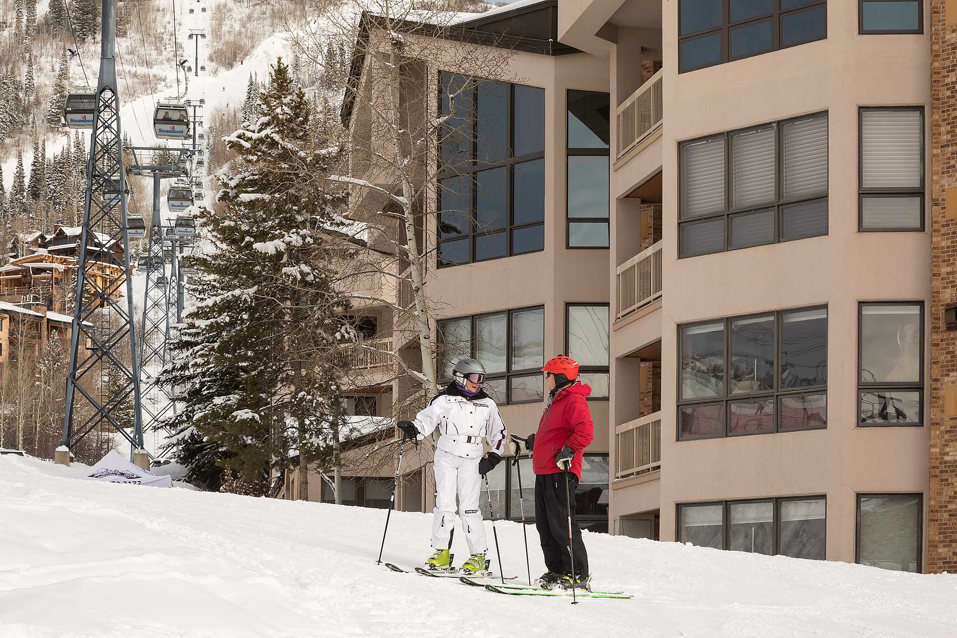 CX342: Chateau Chamonix