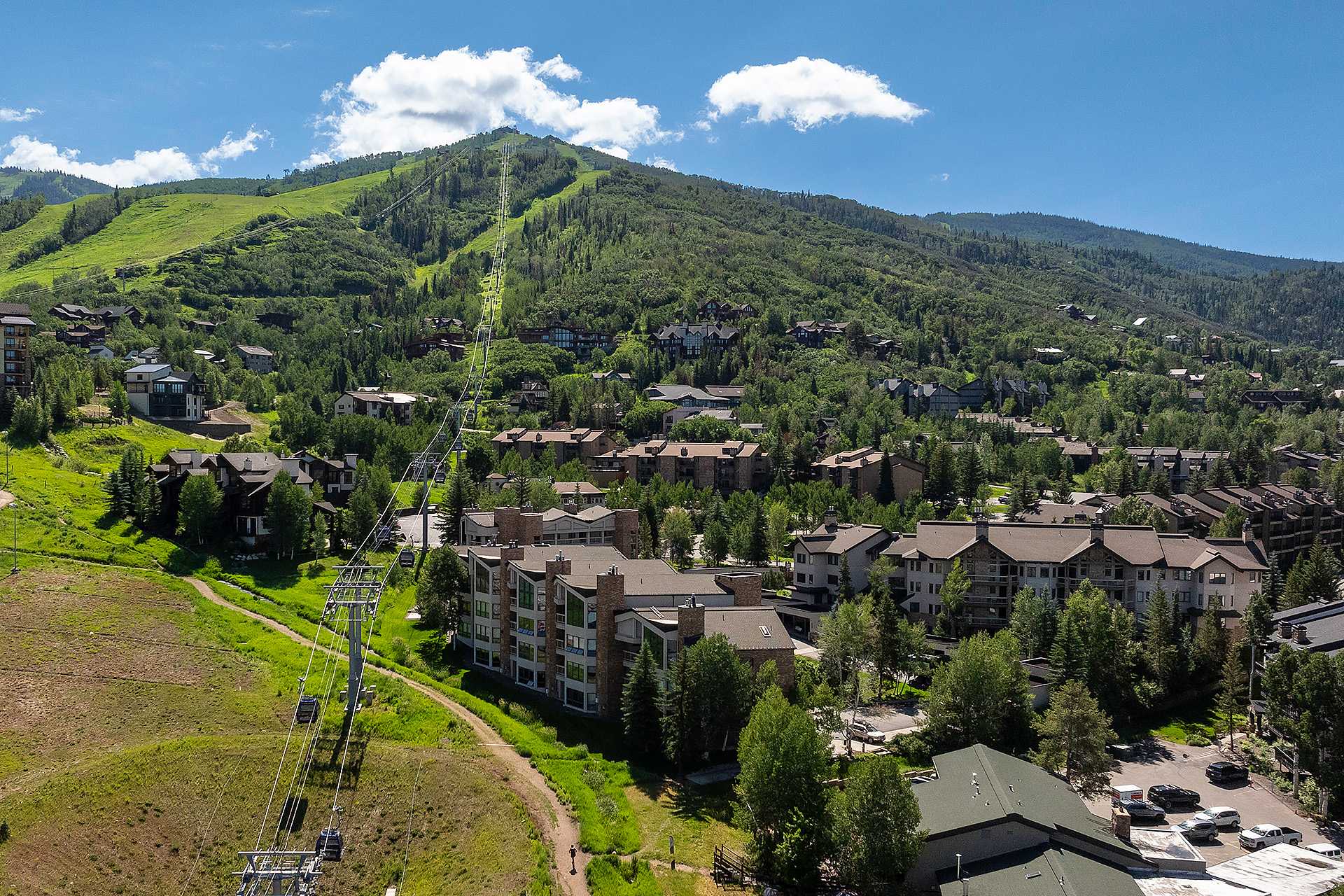CX342: Chateau Chamonix