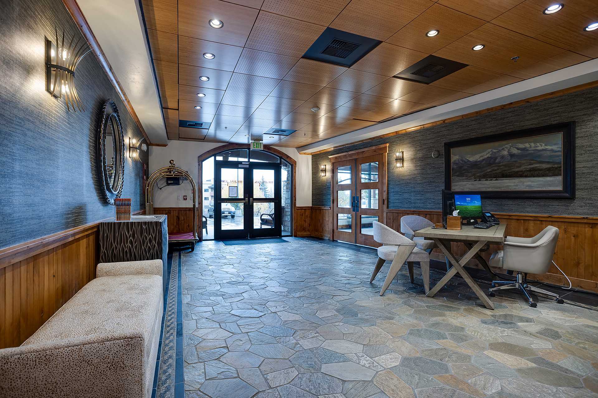 HM2A: Highmark Steamboat Springs