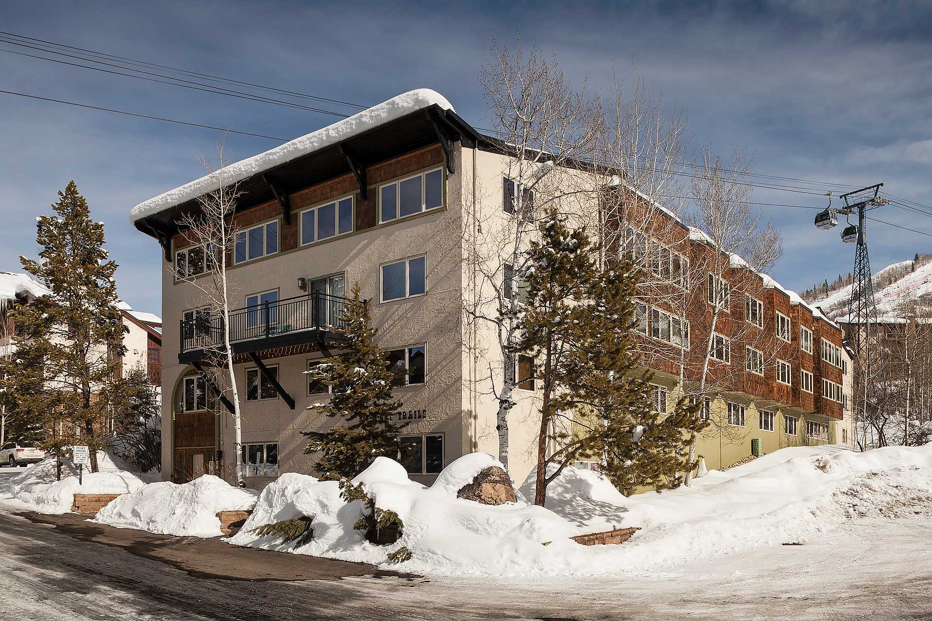 SK201: Ski Trail Condominiums