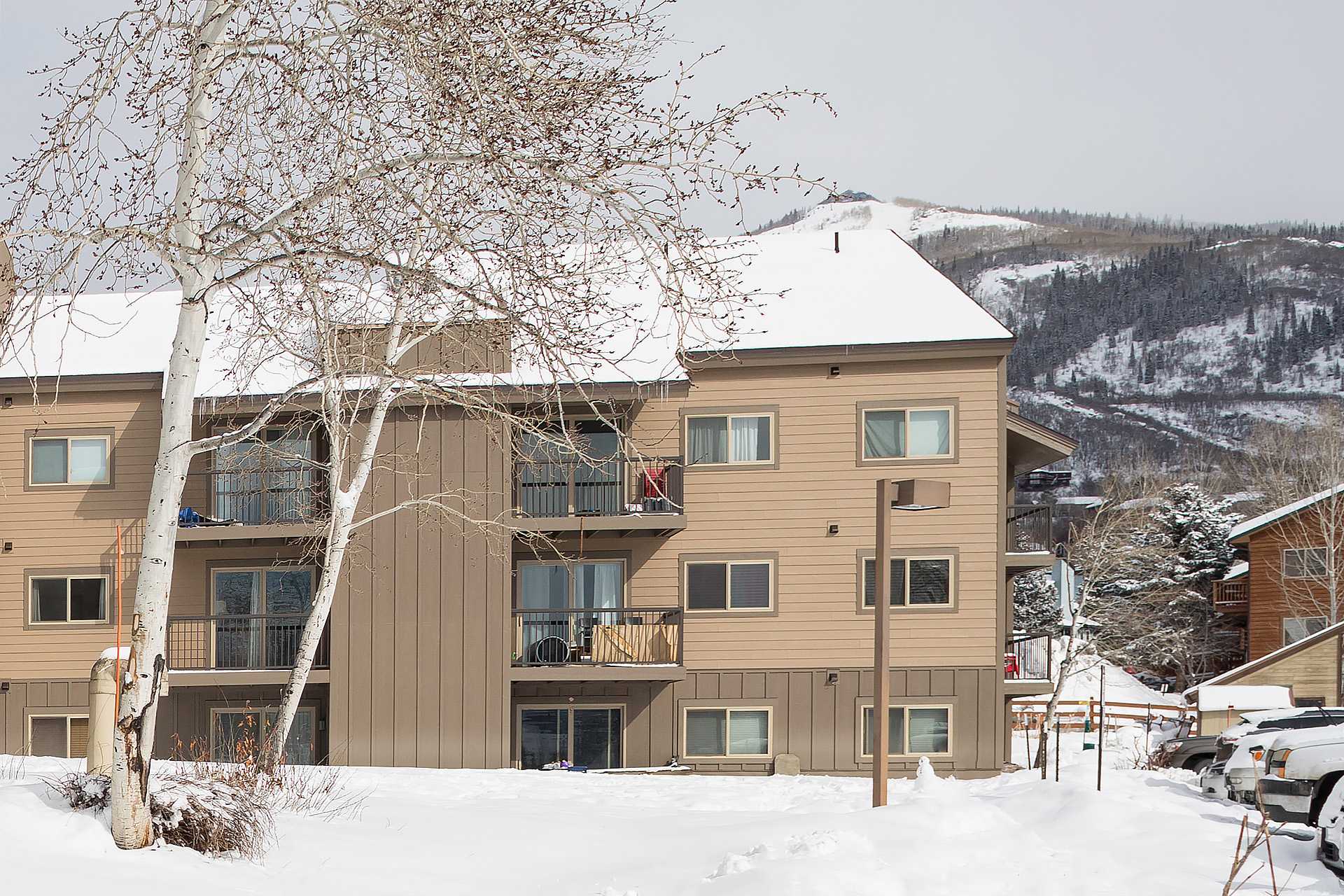 Shadow Run Condominiums  Steamboat Springs Vacation Rental Condominiums