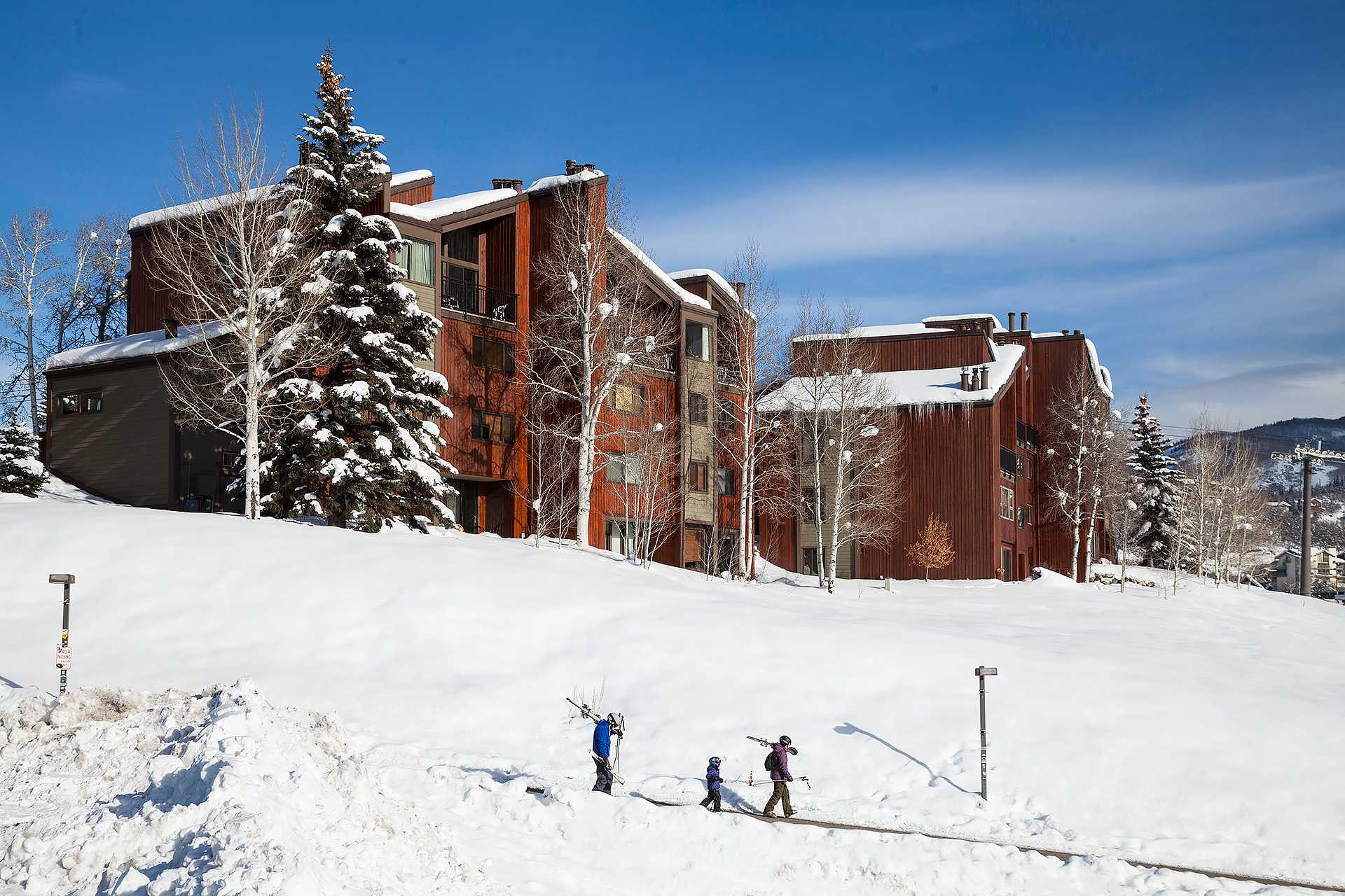 W3204: The West Condominiums