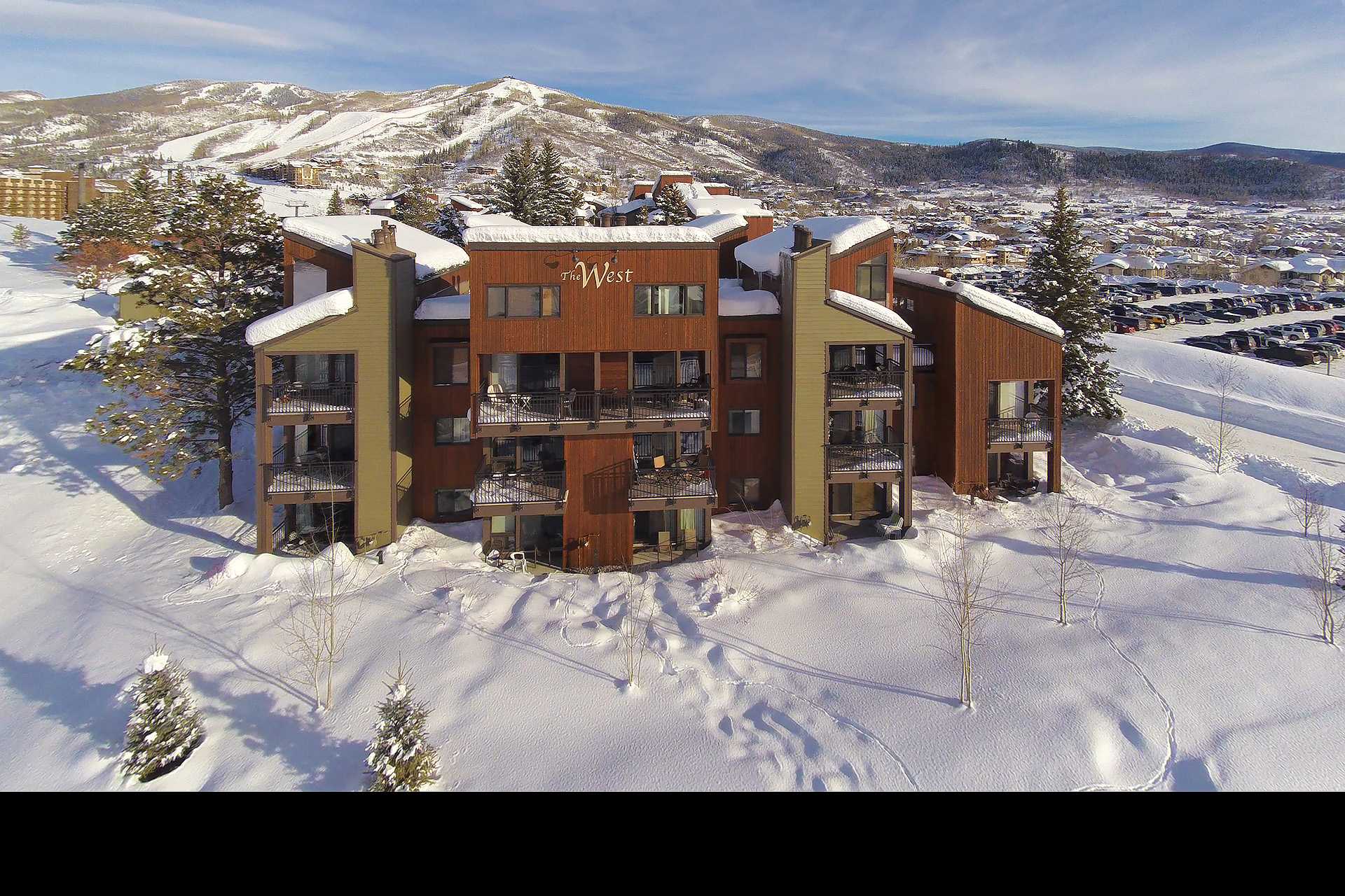 W3536: The West Condominiums