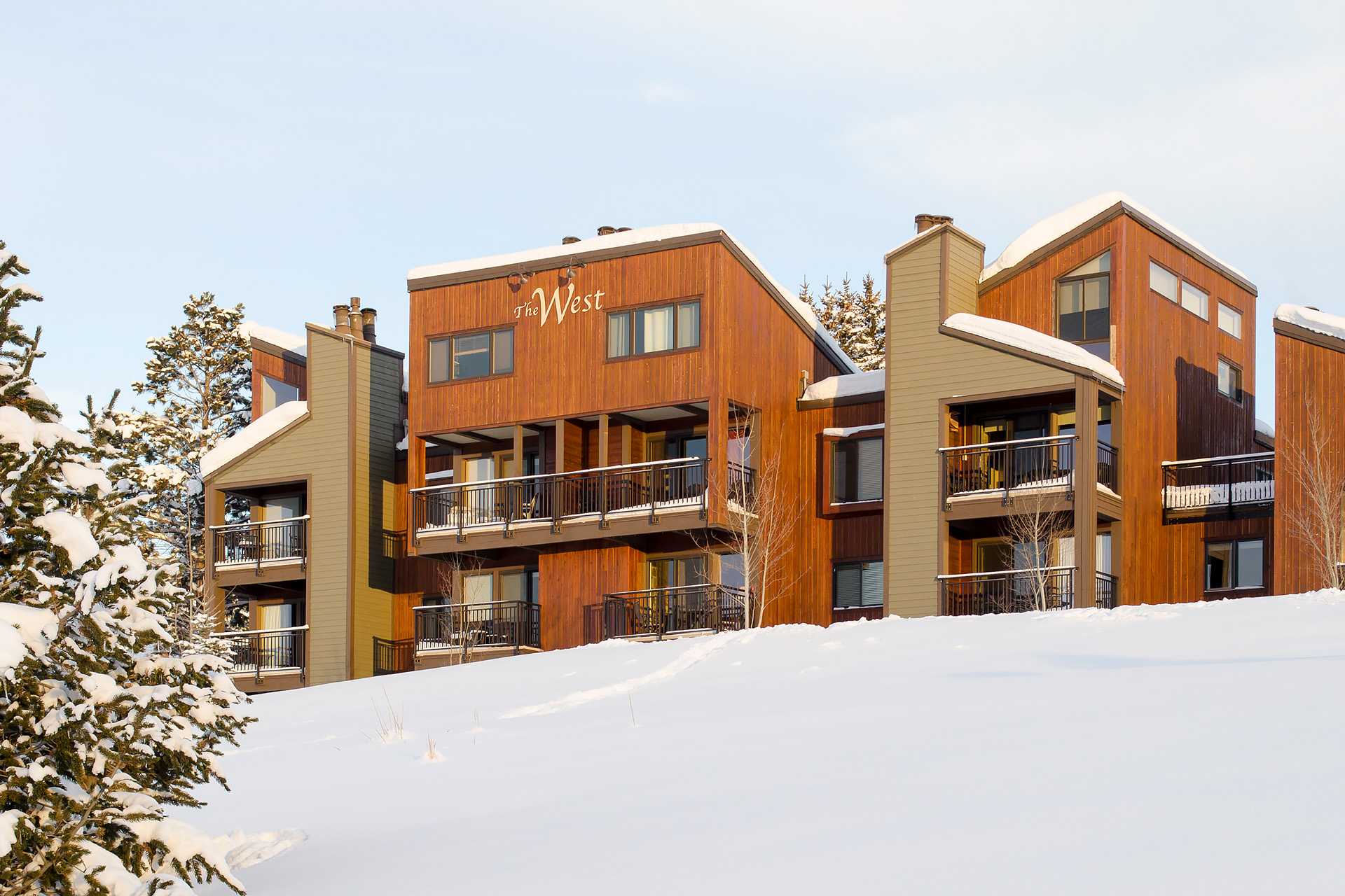 W3536: The West Condominiums